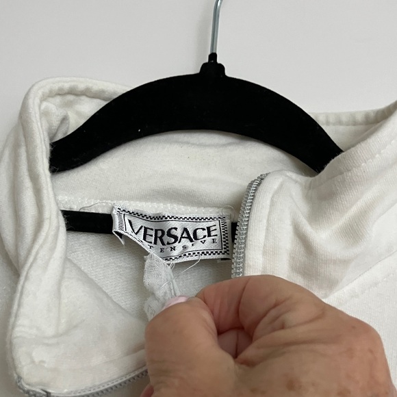 Versace Cream Half-Zip Pullover - Picture 4 of 5